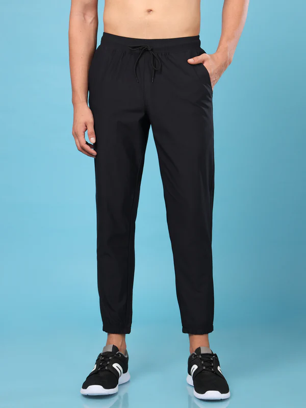 Men Solid Slim Fit Joggers
