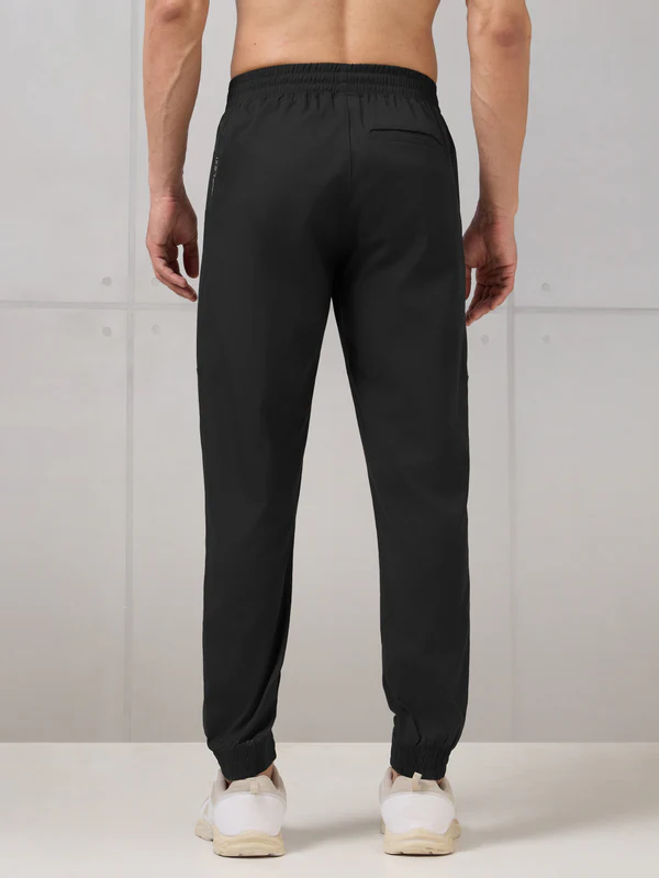 Men Solid Slim Fit Joggers - Image 3