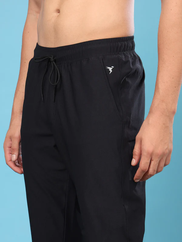 Men Solid Slim Fit Joggers - Image 3